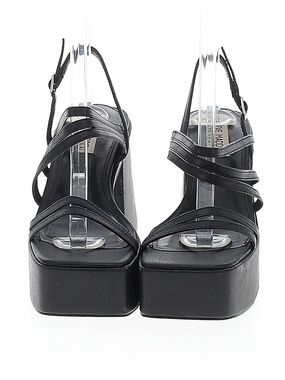 Steve Madden Black Platform Strappy Sandals with Ankle Buckle